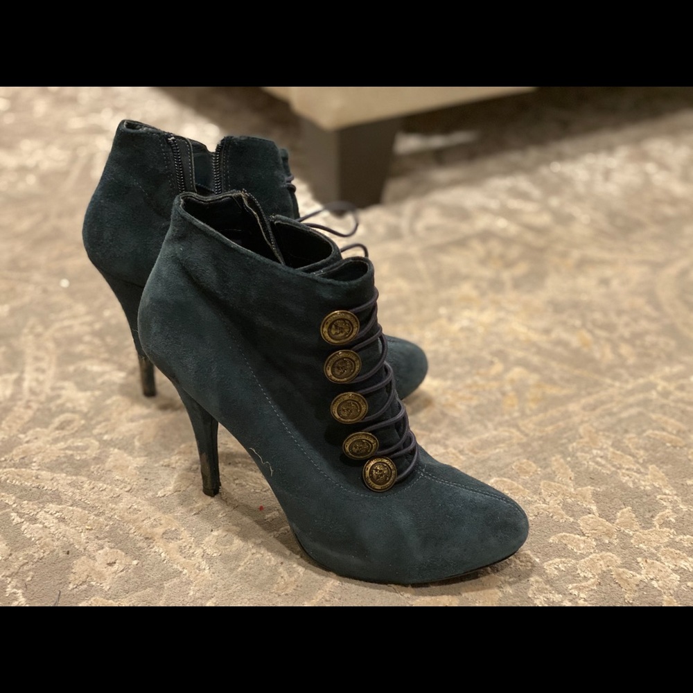 High heel booties